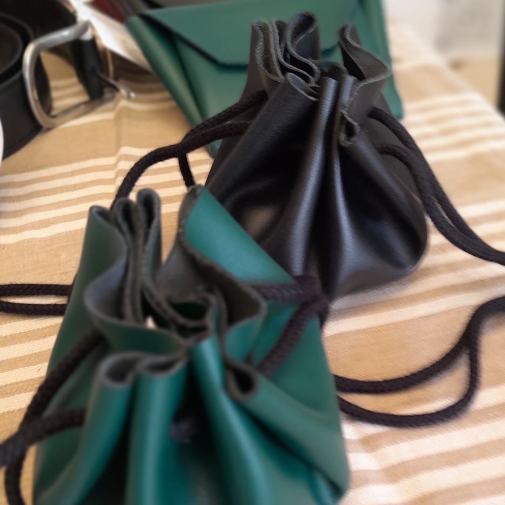 Bourse en alter-cuir de raisin