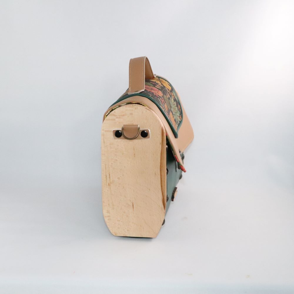 Petit sac cartable bois, alter-cuir de raisin vert et camel et liège imprimé 38