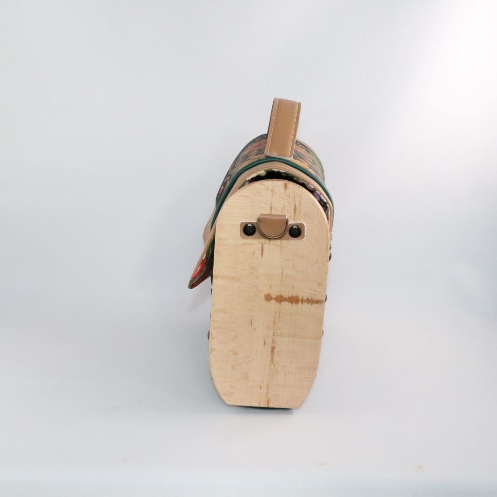 Petit sac cartable bois, alter-cuir de raisin vert et camel et liège imprimé 38