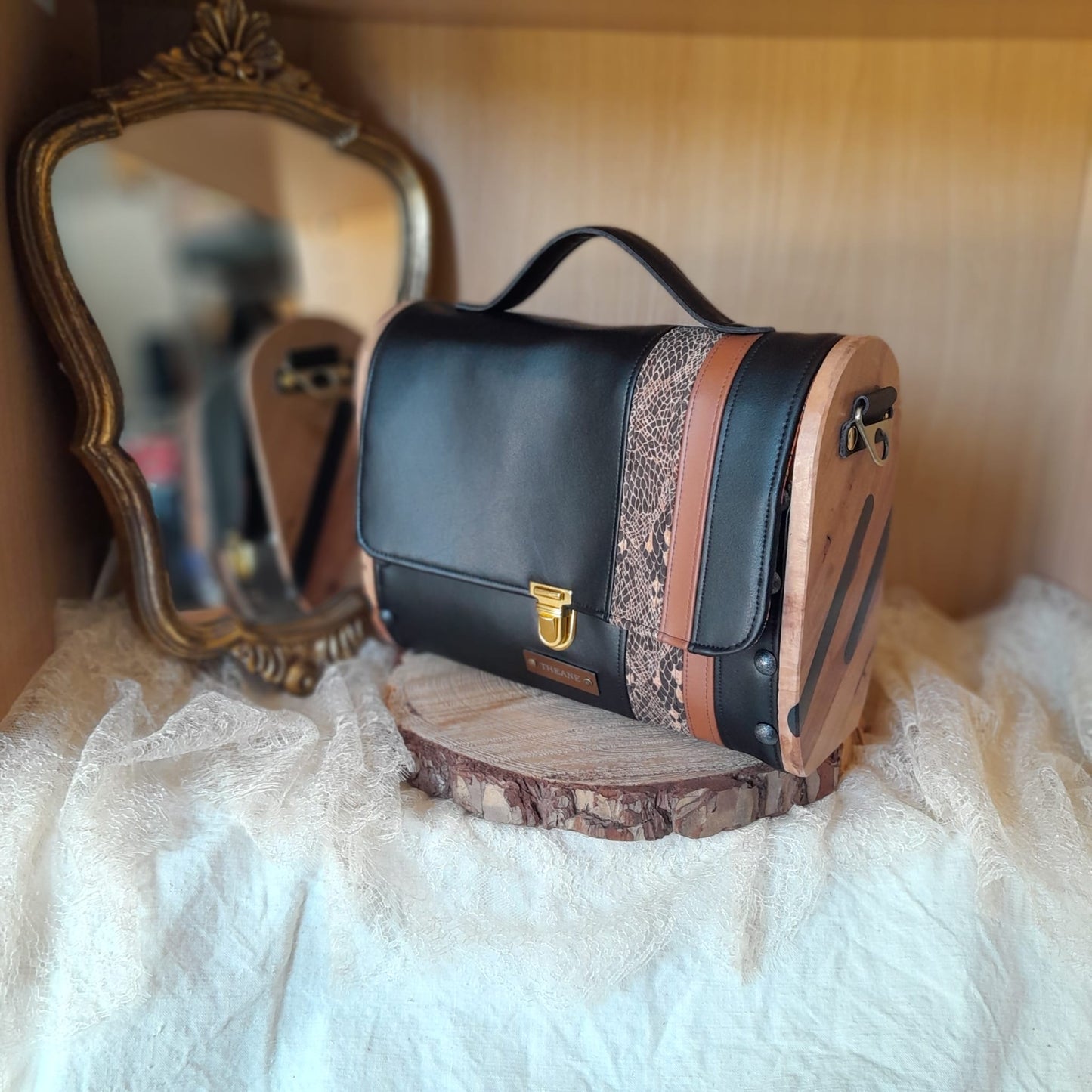 Petit sac cartable bois et alter-cuir de raisin noir 103