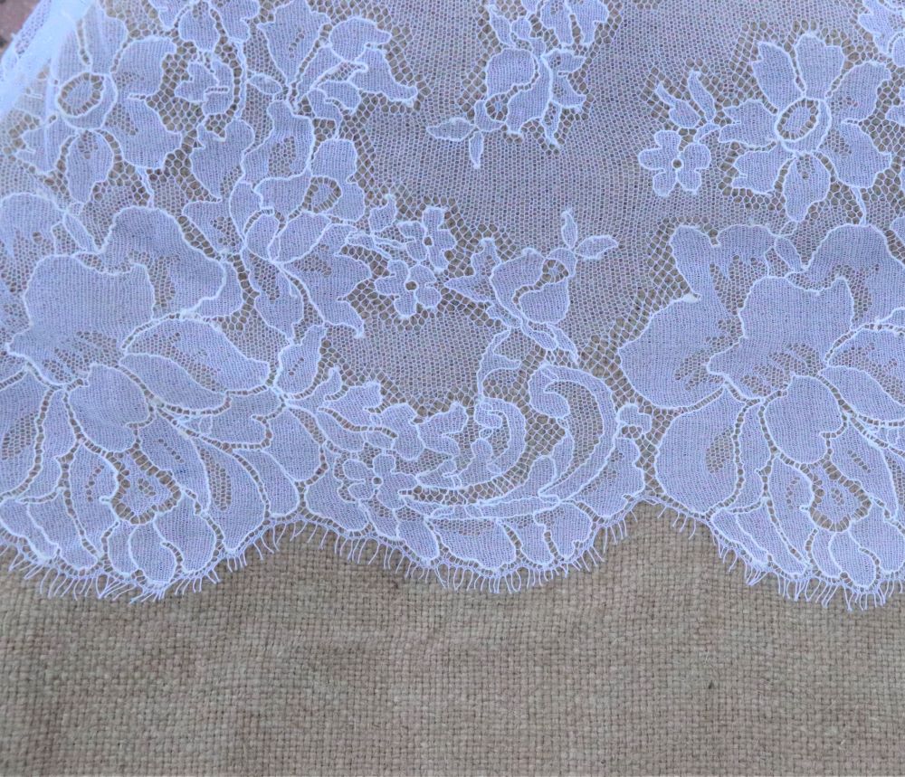 Cabas jute et dentelle de Calais