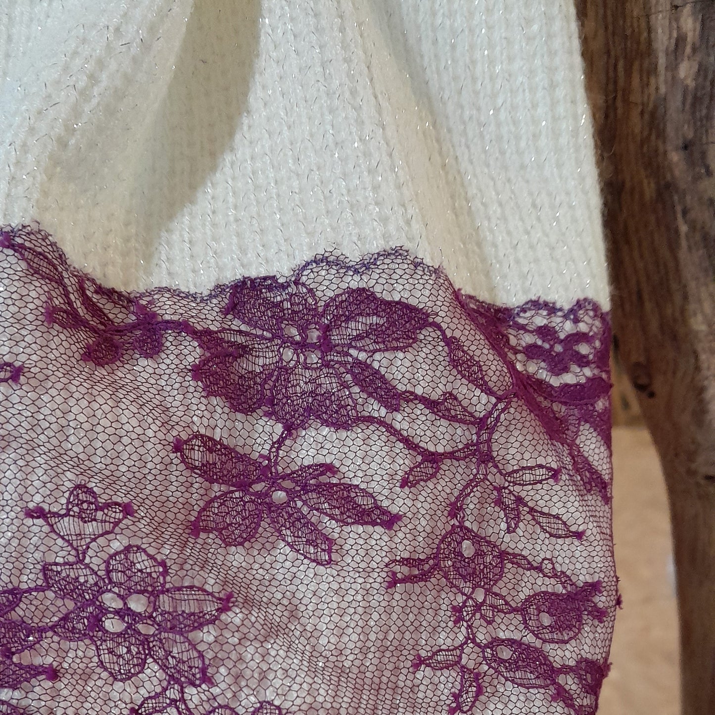 écharpe écrue viscose lurex détail dentelle violine