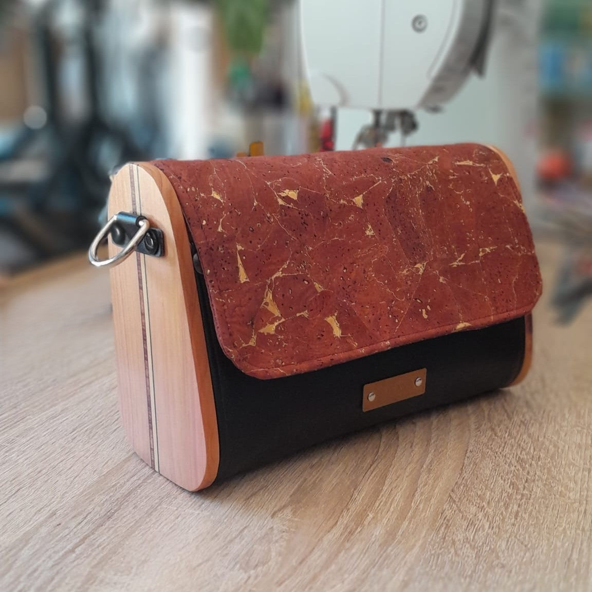 Mini sac bois, alter-cuir de raisin noir et liège imprimé 138