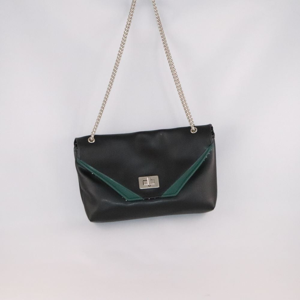 mini sac alter-cuir de raisin noir suspendu de face
