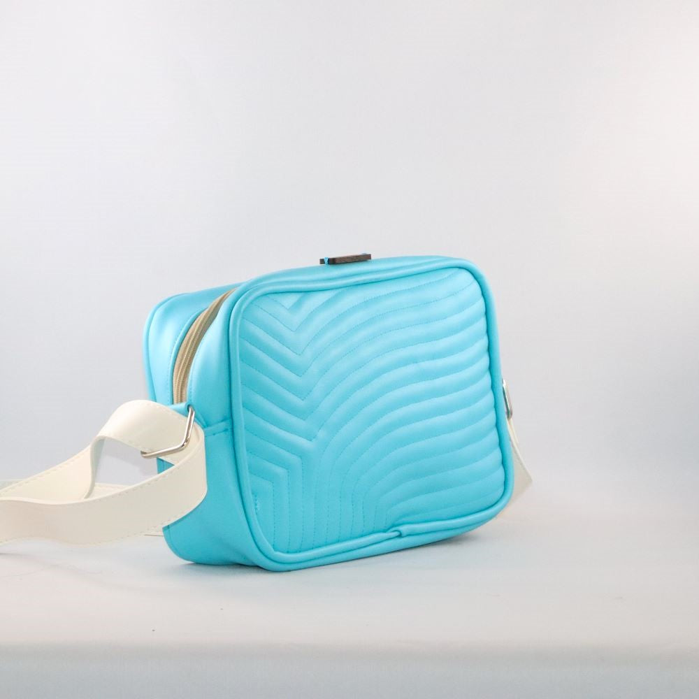 sac matelassé cuir végan turquoise trois quarts