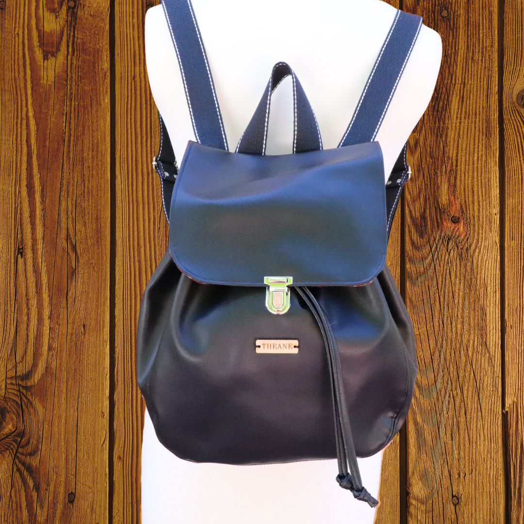 Sac à dos artisanal en alter-cuir de raisin beige, vue de face