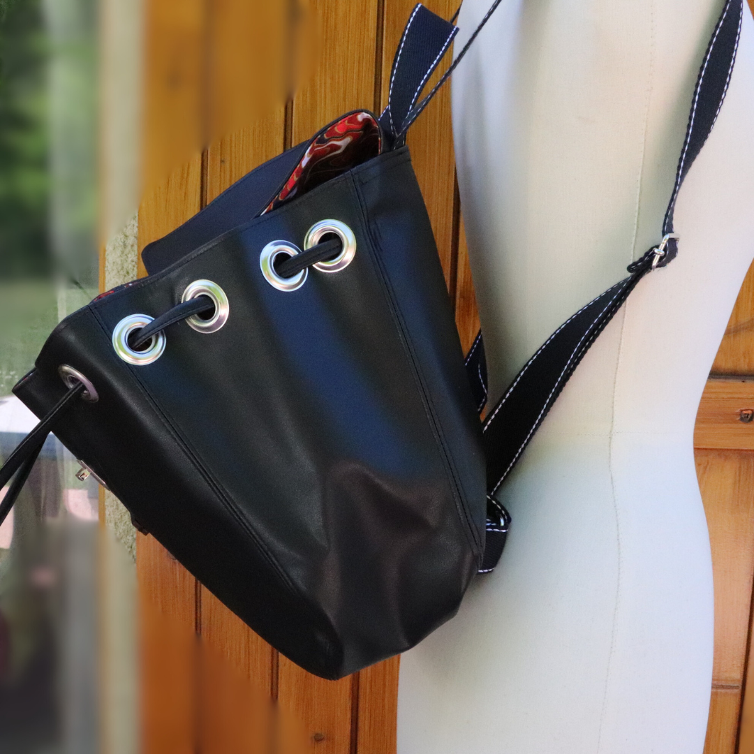 Détail de la texture du cuir végétal de raisin, sac fait main