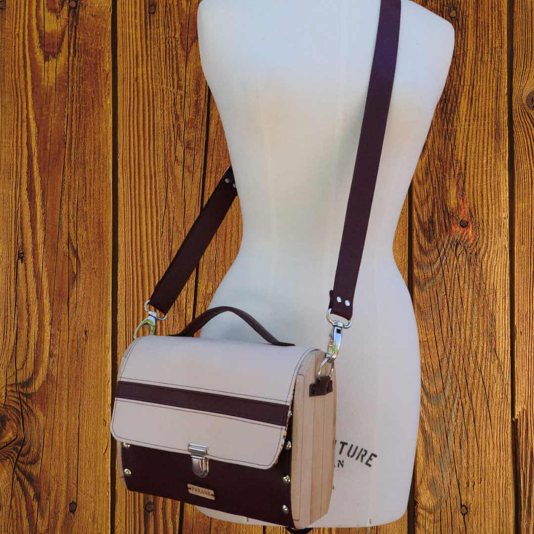 Petit sac cartable bois et alter-cuir de raisin sable et bordeaux 85