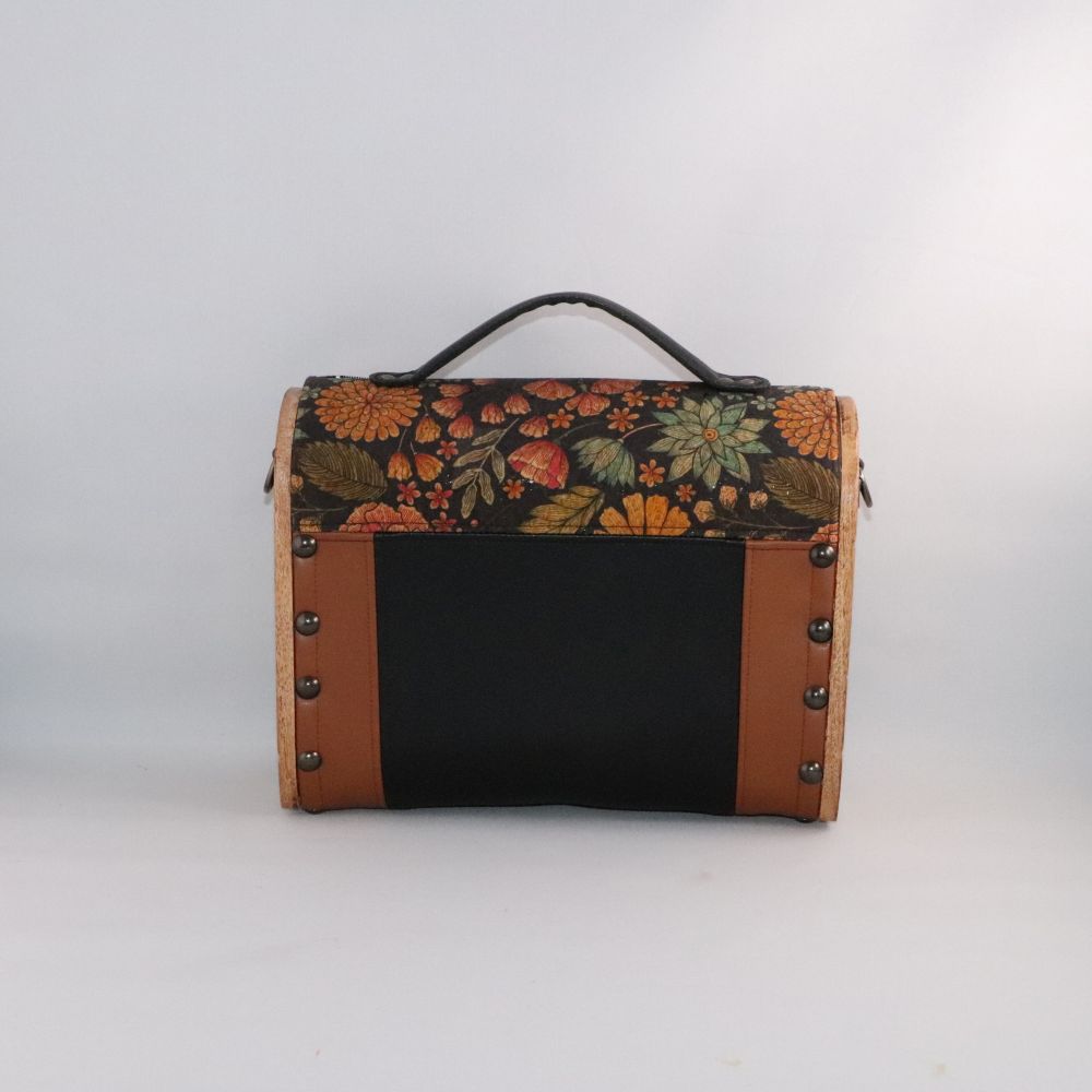 Petit sac cartable bois et alter-cuir de raisin caramel et liège 75