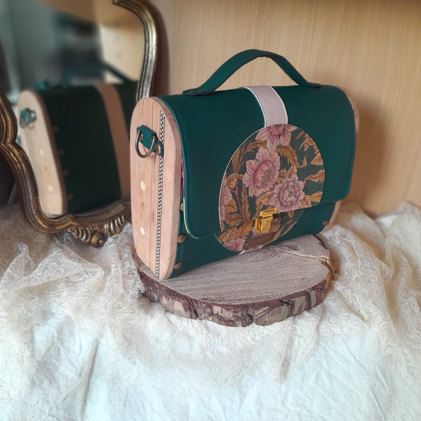 Petit sac cartable bois et alter-cuir de raisin vert 87
