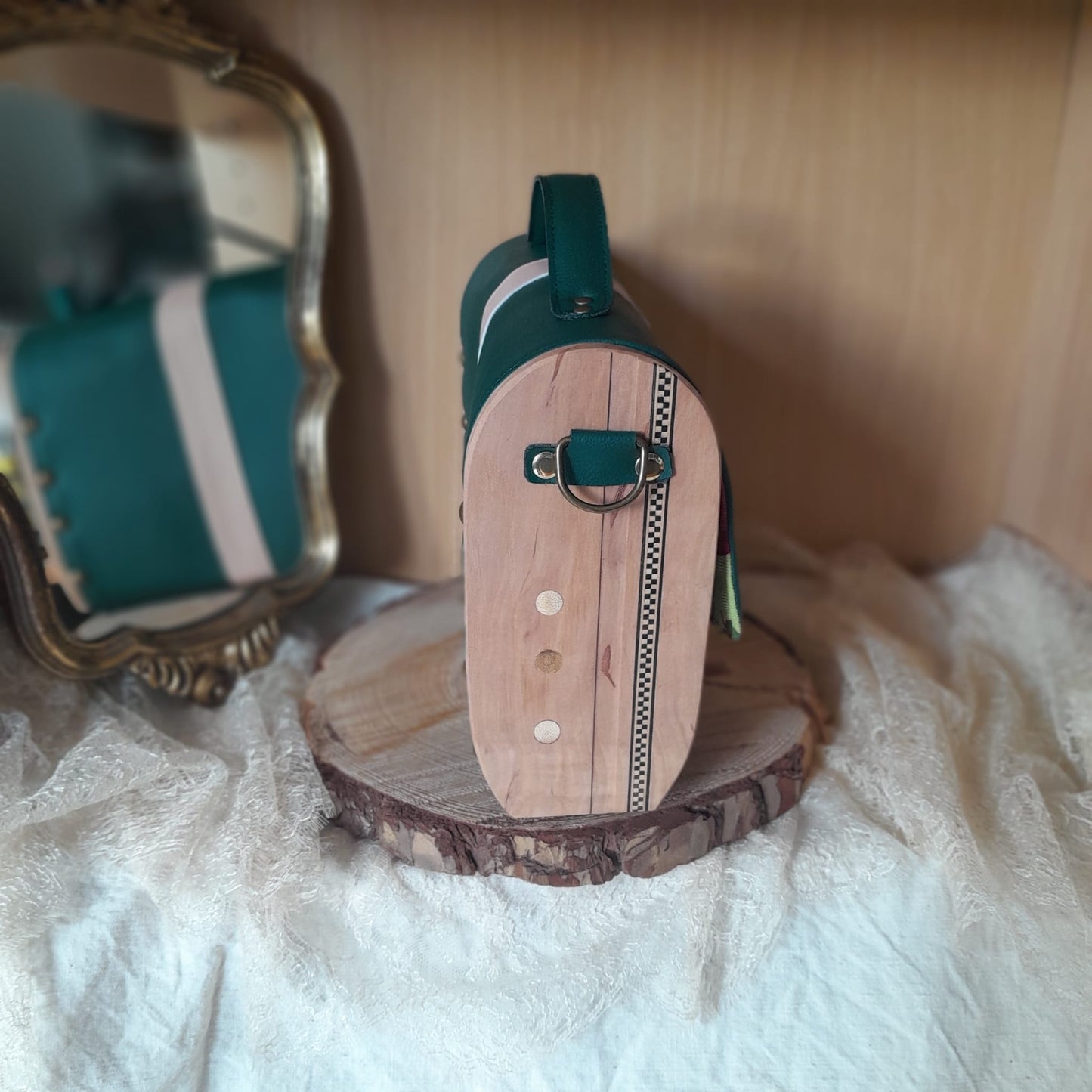 Petit sac cartable bois et alter-cuir de raisin vert 87