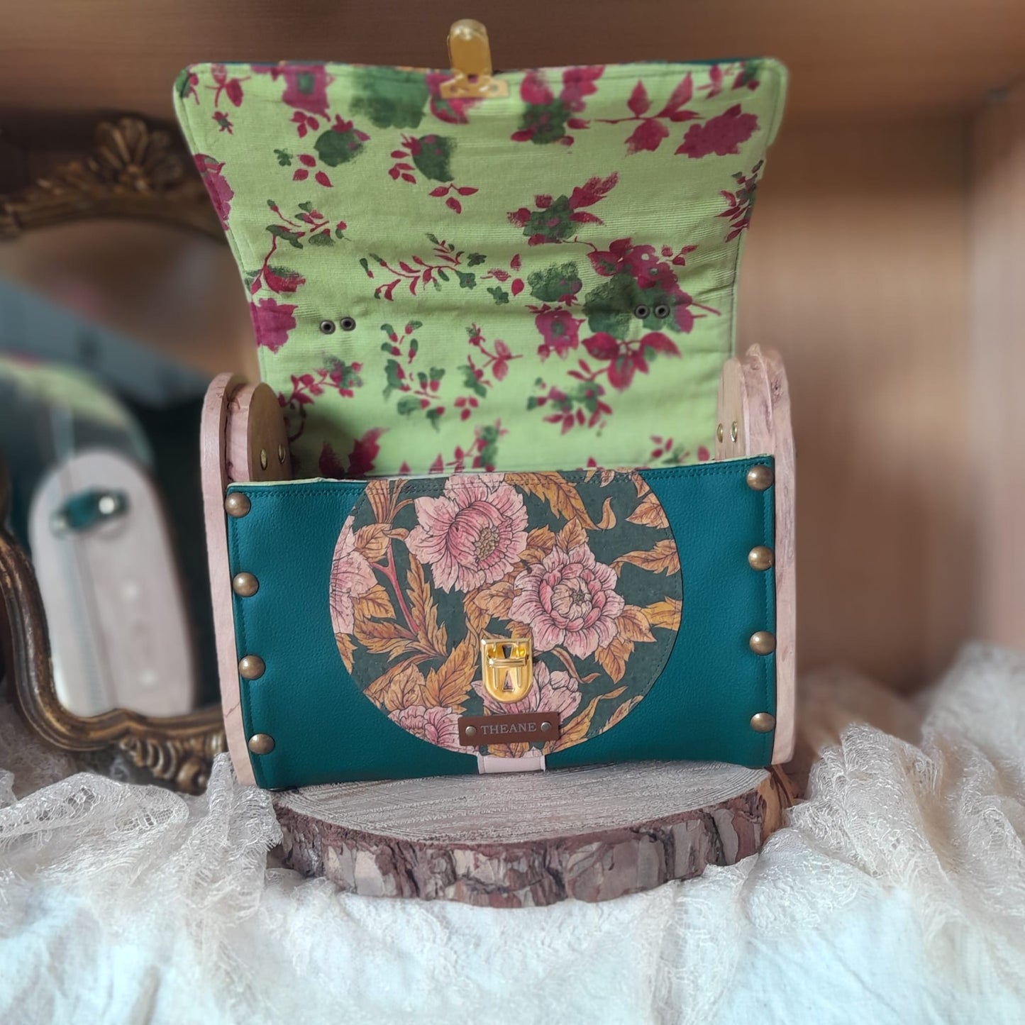 Petit sac cartable bois et alter-cuir de raisin vert 87