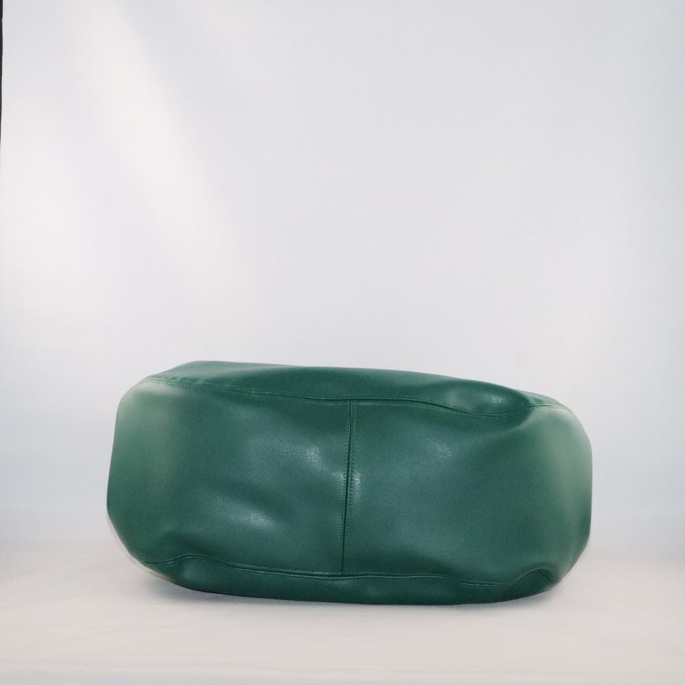 sac fourre-tout alter-cuir de raisin vert foncé dessous