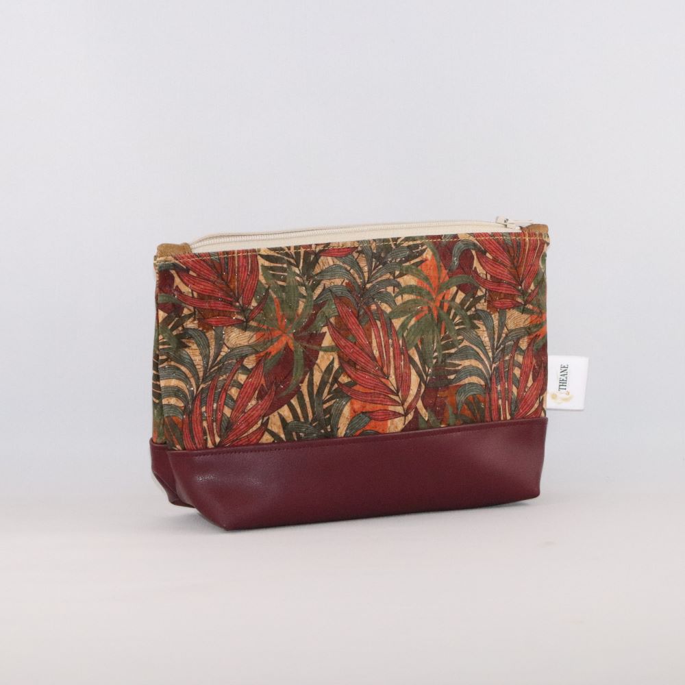 trousse triangle alter-cuir de raisin bordeaux et liège imprimé feuilles de face