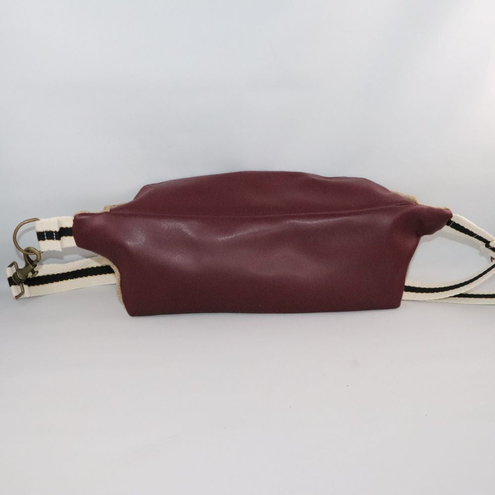 sacoche banane jute et cuir de raisin bordeaux vue arrière