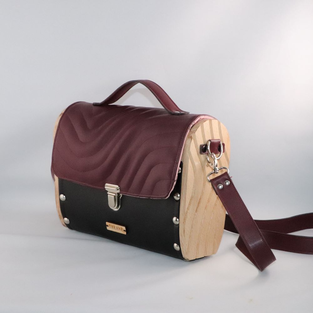 Petit sac cartable bois et alter-cuir de raisin bordeaux et noir 53