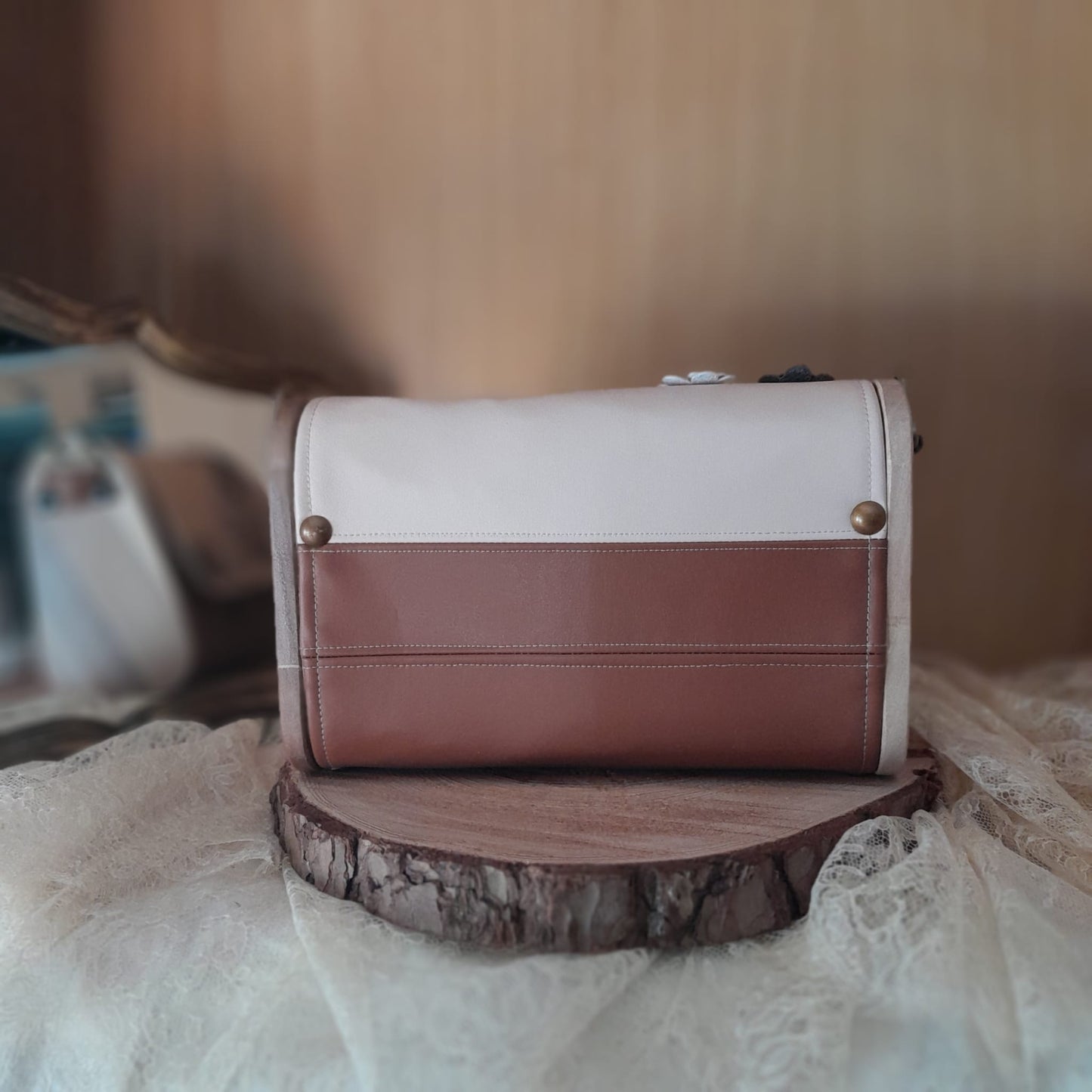 Mini sac raisin sable fleur côtés en bois