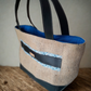 Petit sac cabas toile jute Liberty fleuri bleu marc de raisin noir artisanal