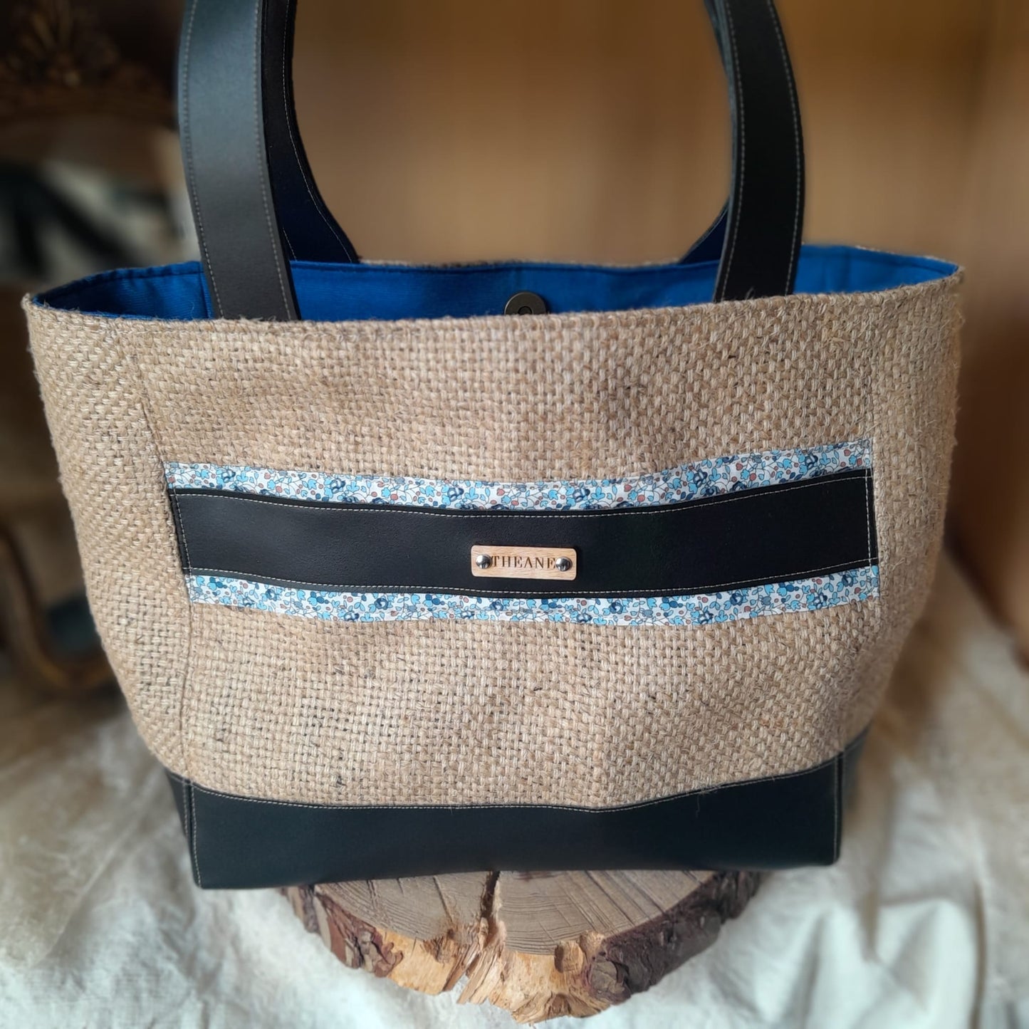 Petit sac cabas toile jute Liberty fleuri bleu marc de raisin noir artisanal