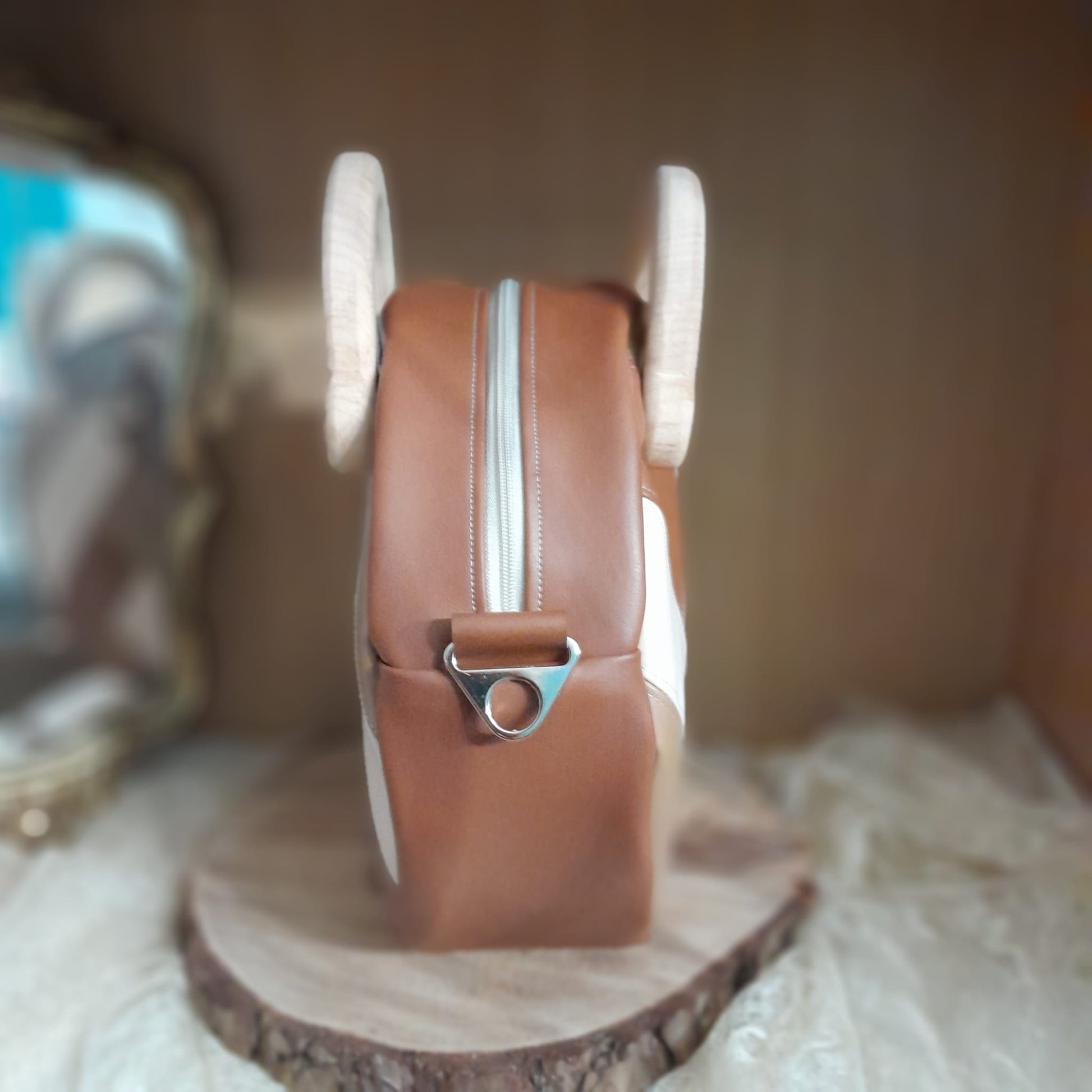 Petit sac rond raisin marron 3 tons poignées bois érable