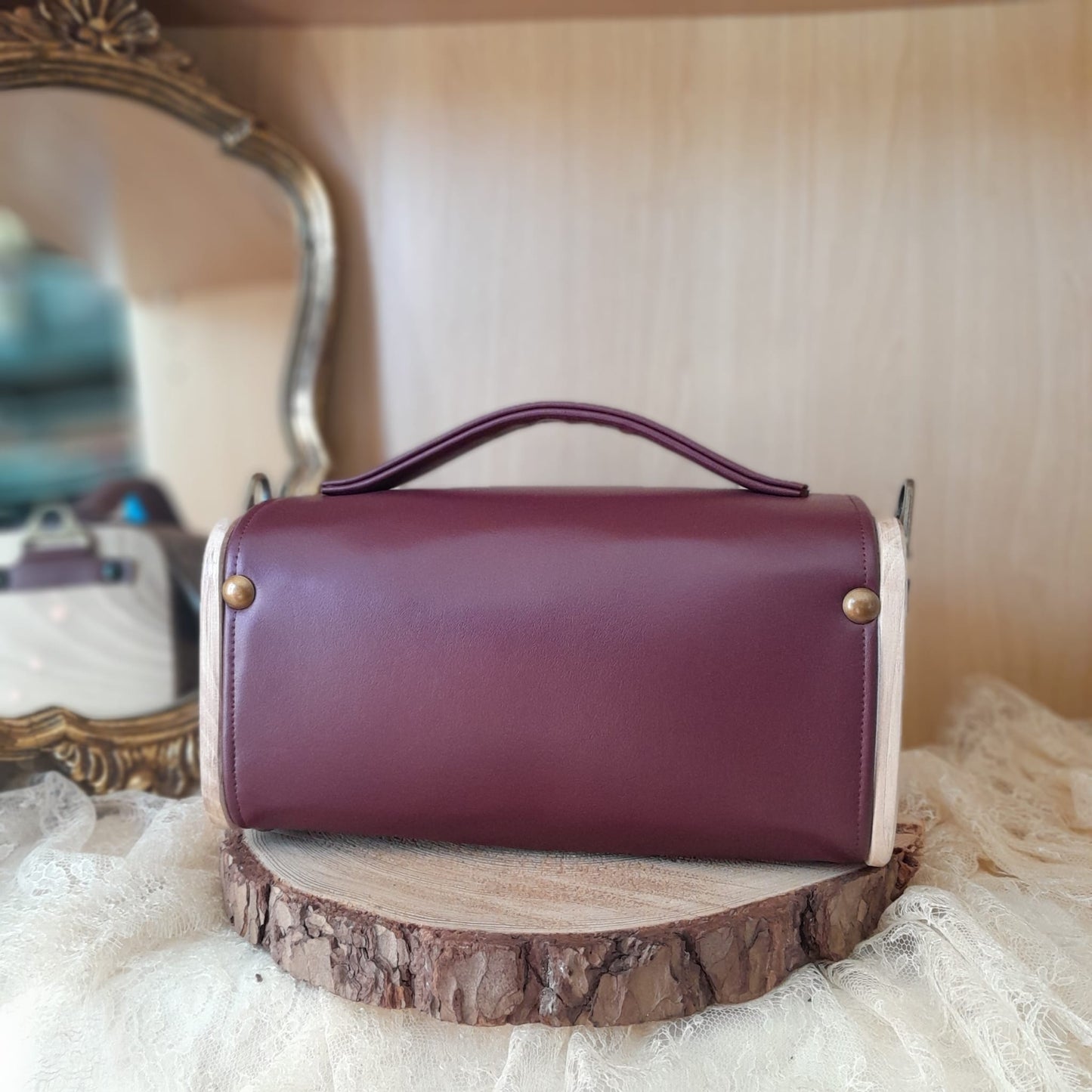 Kube 11 bordeaux dentelle Sac à main bois et raisin n°209