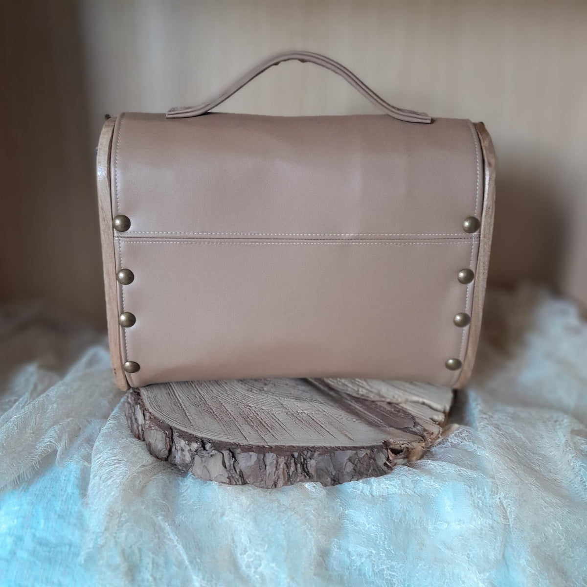Petit sac cartable bois résine epoxy et raisin camel 120