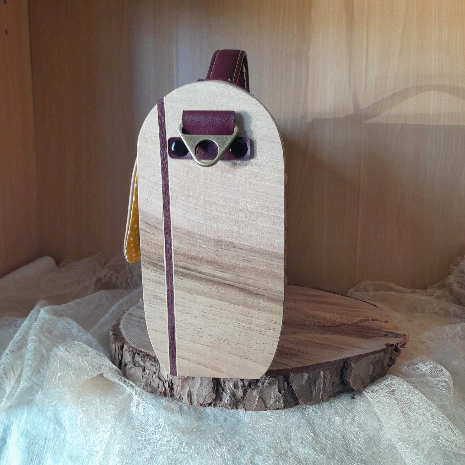 Sac cartable raisin camel et côtés en noyer
