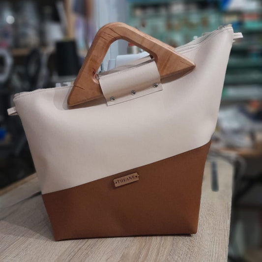 Sac cabas alter-cuir de raisin sable poignées en bois 107