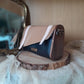 Mini sac bois et alter-cuir de raisin noir et camel 144