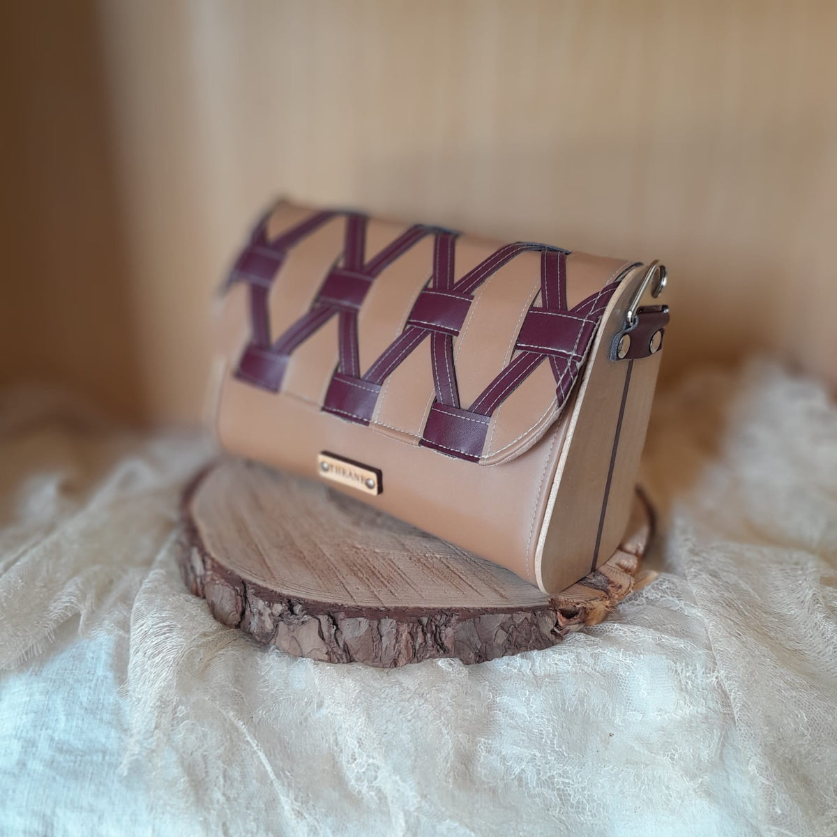 Mini sac tressé bois et marc de raisin | Pièce unique artisanale n°235