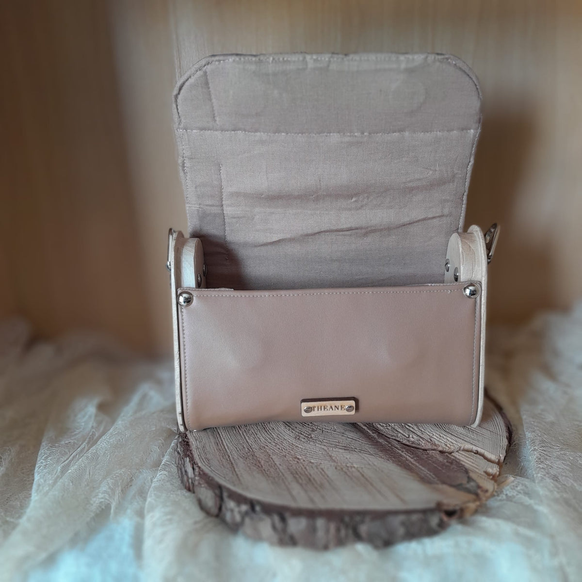 Mini sac tressé bois et marc de raisin | Pièce unique artisanale n°235