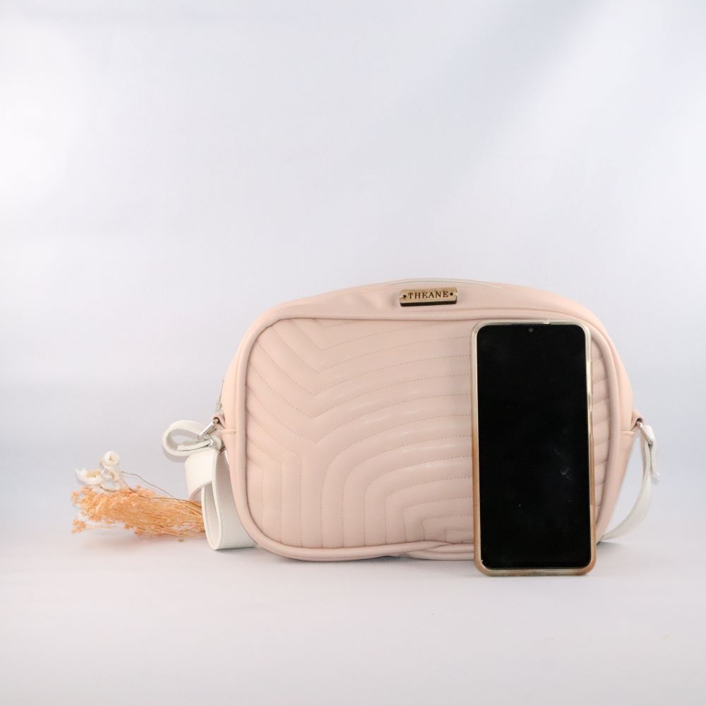 petit sac matelassé alter-cuir de raisin végan beige rosé avec téléphone