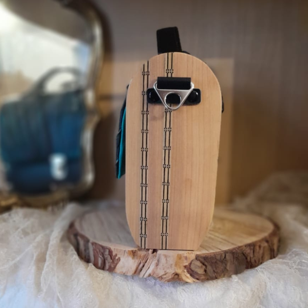 Petit sac cartable bois et alter-cuir de raisin noir 175