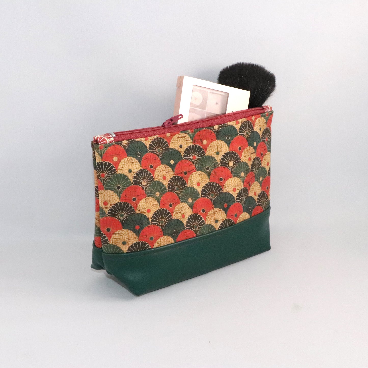 Trousse triangle en alter-cuir de raisin et liège